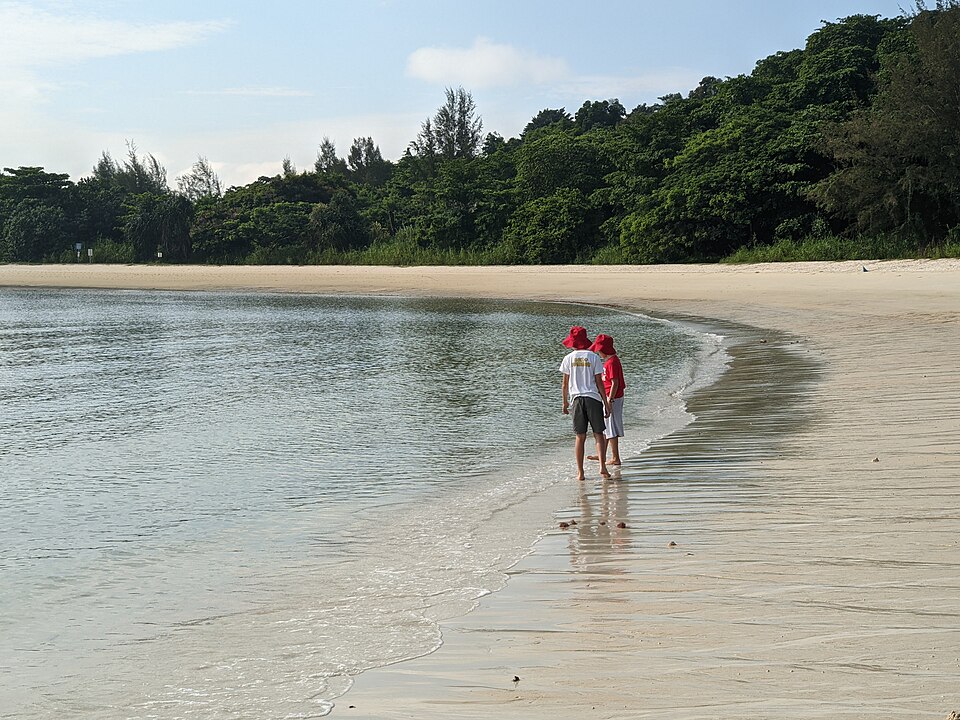 Lazarus Island Beach